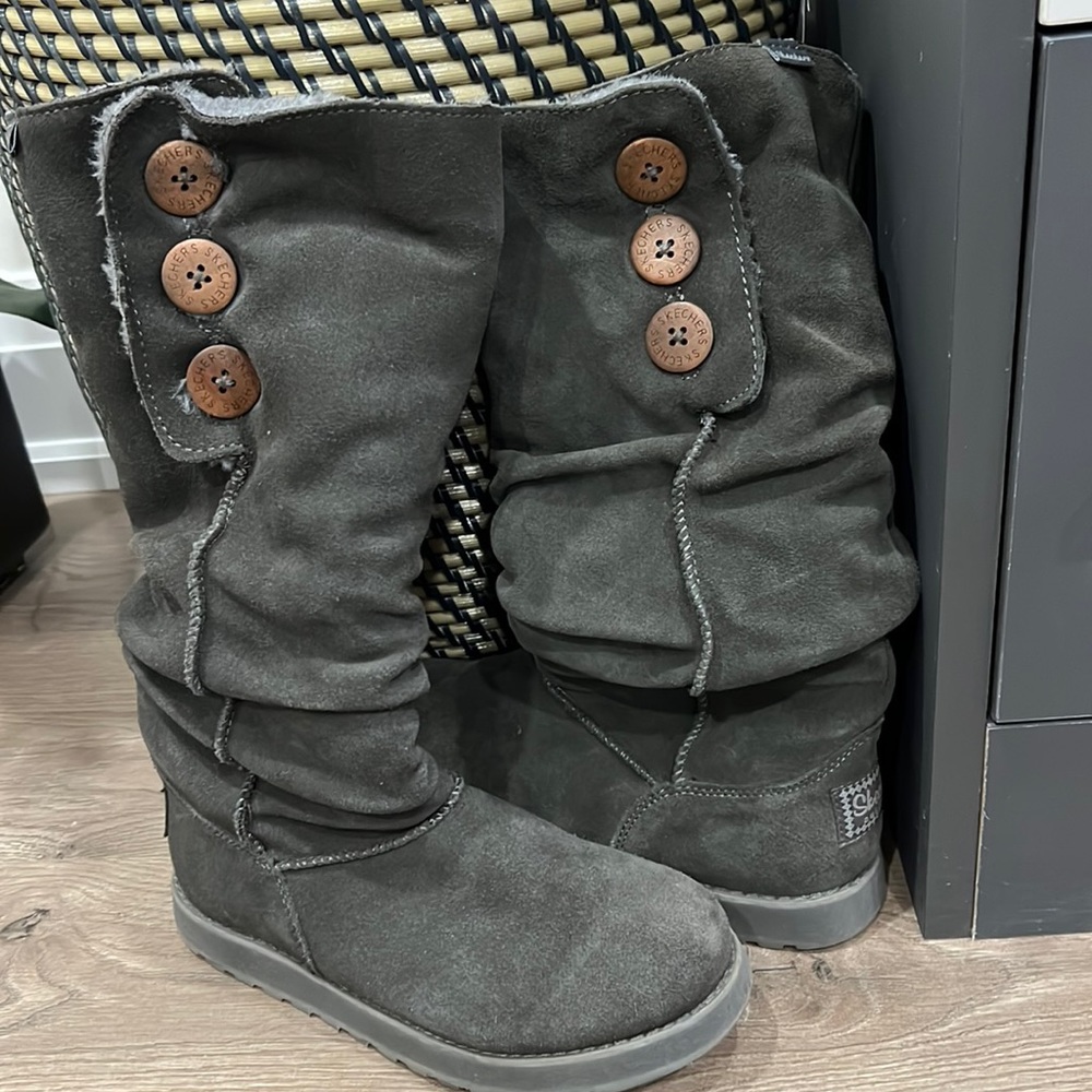 Sketchers Boots